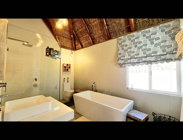4 BEDROOM HOUSE FOR SALE IN LEEUWFONTEIN ESTATE